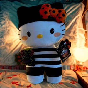 Hello Kitty 2024 Halloween Greeter 21" Large Plush Sanrio Pirate Hello Kitty - Picture 1 of 1