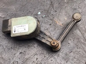 Faro suspensión neumática izquierdo sensor de nivel trasero para Porsche Cayenne 955 957 - Imagen 1 de 12