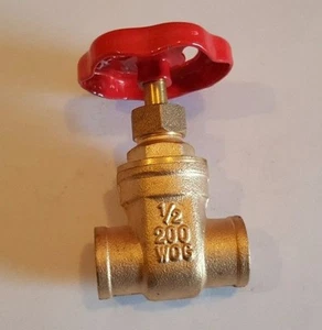 (10) 1/2" SWEAT BRASS GATE VALVE 200 PSI WOG ( LEAD FREE, NSF / ANSI16.18 )  - Picture 1 of 5