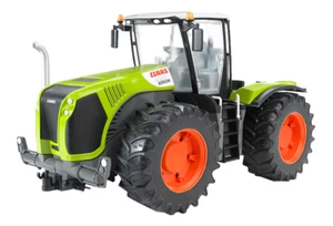 03015 Bruder CLAAS Xerion 5000 1:16 Scale Toy Green Tractor - Picture 1 of 4