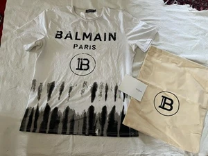Camiseta Balmain Paris Para Hombre Gráfico Logo - Estilo Envejecido Talla M Bolsa Antipolvo Etiqueta - Imagen 1 de 7