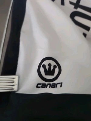 Pantalones cortos de ciclismo Canari para mujer con acolchado de asiento talla S, negros, verdes y blancos nuevos con etiquetas Foto 1 de 4