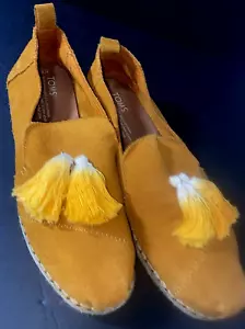 Toms flache Damenschuhe goldfarben Wildleder Quaste Slipper Weite 8,5 - Bild 1 von 13