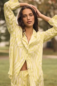 Anthropologie Flannel Pajama Top And Bottom Set Animal Print Yellow Size M - Picture 1 of 13