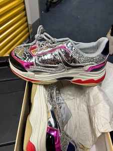 Tenis gruesos para mujer Yoki Tubuler 04 plateados multicolor brillo talla 7,5 nuevos en caja - Imagen 1 de 10