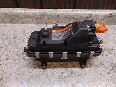 2011 2012 NISSAN LEAF Electric EV PTC Water Heater Unit 5.0KW 27143-0501RET - Image 1 of 4