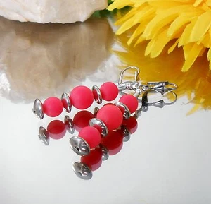 Hübsche Ohrhänger in Neon Pink / handgefertigt - Bild 1 von 5