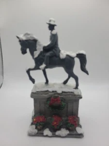 Lemax Village Collection Snowy Monument Table Accent Figurine Resin 2008 - Picture 1 of 3