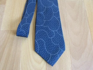 Corbata temprana 100 % seda BUGATTI en estante hecho en EE. UU. - Imagen 1 de 5
