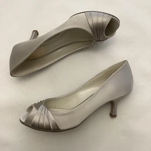 Rosa Paradox London hellgrau Satin Peeptoe Abendabsätze - Größe 3/36 brandneu - Bild 1 von 7