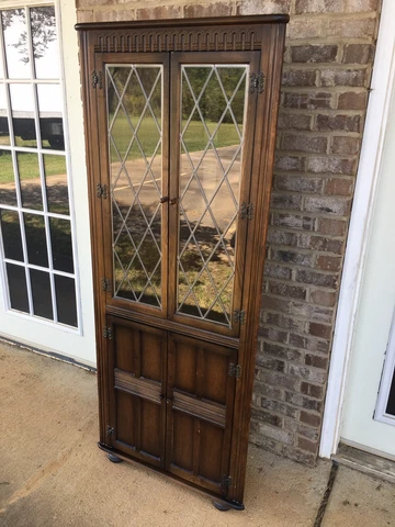 Beautiful Vintage English Leaded Glass Corner Cabinet Dark Wooden Cover