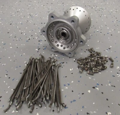 Rueda delantera "Hub" con radios ~ conjunto de batería. 01-09 VL800 Volusia 800 Boulevard C50 Foto 1 de 4