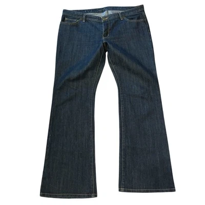 Pantalones de mezclilla Michael Kors acampanados talla 12P azul tiro bajo acampanados lavado oscuro clásicos Foto 1 de 4