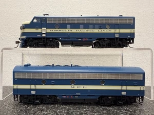 Diesel Athearn HO G2608 Missouri Pacific EMD F3A/F3B Ph 4 #567/567B - DCC listo - Imagen 1 de 7