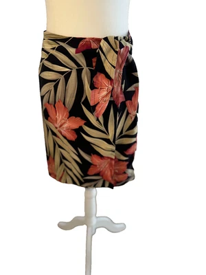 Hermosa falda pareo Tommy Bahama para mujer ¡NUEVA SIN ETIQUETAS negra con estampado floral! Talla M Foto 1 de 4