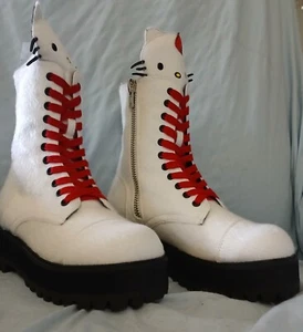 Dolls Kill Hello Kitty Sanrio Damenstiefel weiß US 7 - Bild 1 von 5