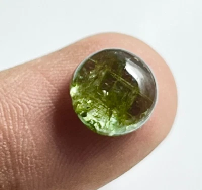NATURAL TOURMALINE AAA+ LOOSE GEMSTONE 10 MM ROUND CABOCHON 1 PEICE 4.75 CARAT - Image 1 of 4