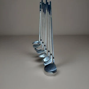 (8) Graphite Adams Idea A30S Ladies Hybrid Irons & Fairway Woods, Driver, Putter - Picture 1 of 17