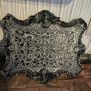 Wunderkammer Goth verziertes Kurioses Dekor Metall Messing? Einzelstück Gesichter von Cherub - Bild 1 von 8