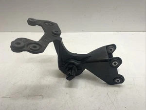 ♻️ Triumph Speed Triple 1050 2011 - 2015 Frontscheinwerferstrebe Halterung ♻️ - Bild 1 von 9