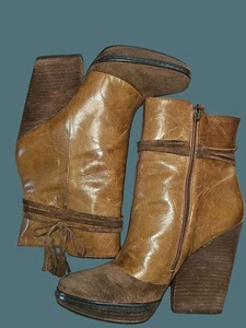 Hinge Suede Western Cowgirl Boho Chunky Stacked Heel Ankle Boots Women Size 8.5M - Picture 1 of 12