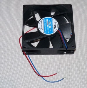 INNOVATIVE DC BRUSHLESS FAN MOTOR 12V 0.16A MODEL: BP922512L - Picture 1 of 6