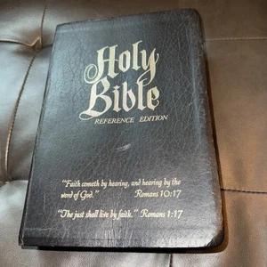 Roloff Evangelistic Enterprises Holy Reference Bible - Family Alter Edition - Imagen 1 de 6