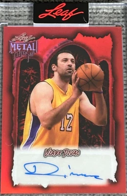 🧛Vlade Divac🏀2025 Leaf Metal Halloween Prismatic 🦇Blood ✍️Auto 7/13 💀Lakers; - Image 1 of 2