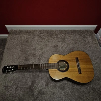 Guitarra acústica hecha en Alemania Foto 1 de 4