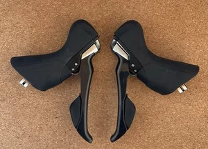 Shimano Ultegra ST-RS685 - 11 Speed Hydraulic Disc Brake Lever STI Shifters - Picture 1 of 10