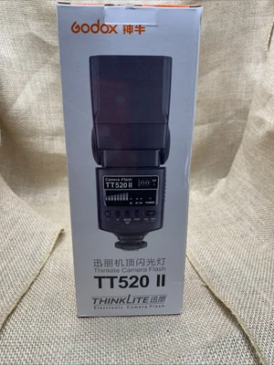 Godox TT520II Speedlite Wireless Trigger Transmitter For Canon Nikon Flash Light - Image 1 of 2
