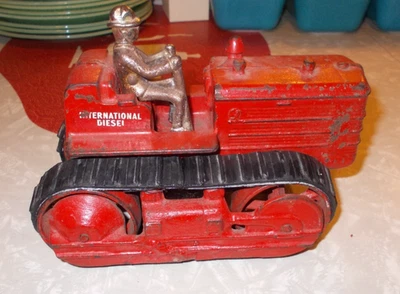 Tractor Trac Internacional de Hierro Fundido Arcade Antiguo Rojo Años 30 Juguete Diesel ¡FUNCIONA! Foto 1 de 4