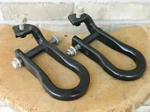 (2) 2015-2019 Chevy Silverado / GMC Siera 2500 / 3500 Recovery Tow Hooks & Bolts - Picture 1 of 5