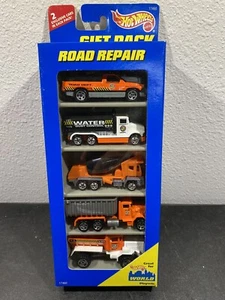 Hot Wheels confezione da 5 1996 RIPARAZIONE STRADA VEICOLI Set regalo #17460 Arancione Nero NUOVO CON SCATOLA VINTAGE - Foto 1 di 1