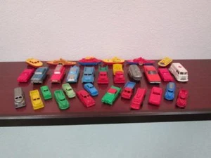 1950's-60's AMAZING LOT "30" PLASTIC CARS-TRUCKS & BOATS RENWAL-IDEAL-SUN-LIDO++ - Picture 1 of 12