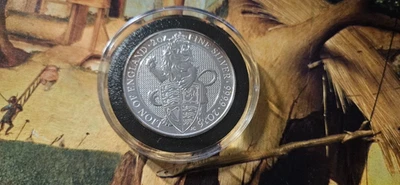 Gran Bretaña 2016 2 oz plata Queen's Beasts The Lion tonificado en cápsula de $2 :) Foto 1 de 4