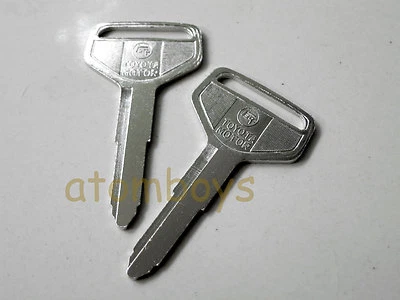 OEM TOYOTA LANDCRUISER LAND CRUISER FJ40 FJ45 HJ45 HJ47 BJ40 BJ42 HJ42 BLANK KEY - Image 1 of 4