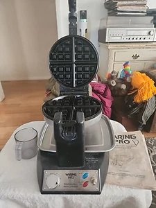 Waring Pro Professional Restaurant Style Black Belgian Waffle Maker WWM400 - Picture 1 of 5