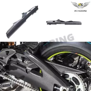 FD CARBON FIBER CHAIN GUARD 07-08-09-2012-2013-2014-2017-2024 GSXR 1000 - Picture 1 of 7