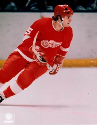 "HALL OF FAMER* MARCEL DIONNE DETROIT RED WINGS NHL 8X10 PHOTO - Image 1 of 3