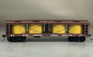 Athearn - Heinz - 40' Open Sided Pickle Car # 73 w/Kadees - Picture 1 of 6