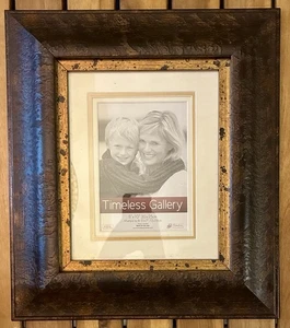 Large Craftsman Style Mahogany Beveled Dark Wood Photo Art Frame 8” x 10” USA - Picture 1 of 7