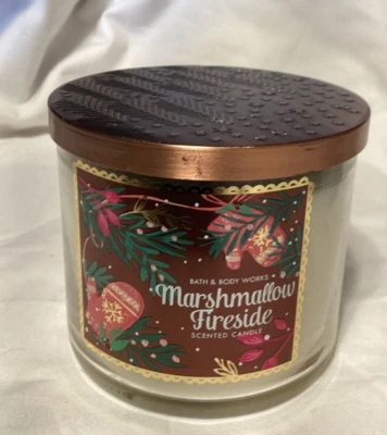 Vela perfumada Marshmallow Fireside baño y cuerpo funciona 3 mechas vidrio grande con tapa Foto 1 de 4