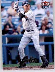 2007 Fleer Ultra Derek Jeter Base Card MLB PWE Yankees #126 - Picture 1 of 2
