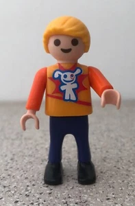 Playmobil n°6839 pièce détachée jeune garcon enfant spare part Ersatzteil - Picture 1 of 1