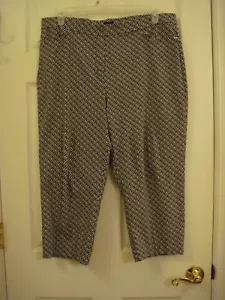 Womens Worthington Stretch Pull On Black & White Block Print Capri Pants Size 1X - Picture 1 of 7