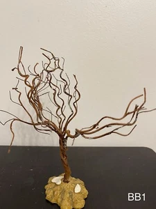 Dorf Figur nackter Ast Baum in der Winterzeit realistisch Harz 8" hoch GEBRAUCHT - Bild 1 von 6