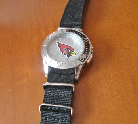 Arizona Cardinals Souvenir Watch Metal Silvertone Game Time w Detachable Band Cover
