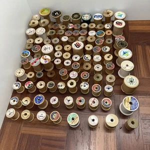 Carretes de madera. - Lote de 100 - Algunos con anuncio - Vintage - Imagen 1 de 12