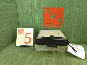 Chrysler Town & Country 2012-2016 receptor de radio reproductor de CD RBZ 68210553AF - Imagen 1 de 12